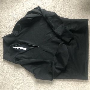 Lululemon pull over worn twice (amazing quality)